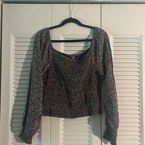 NWT Faherty Beatrice smocked top